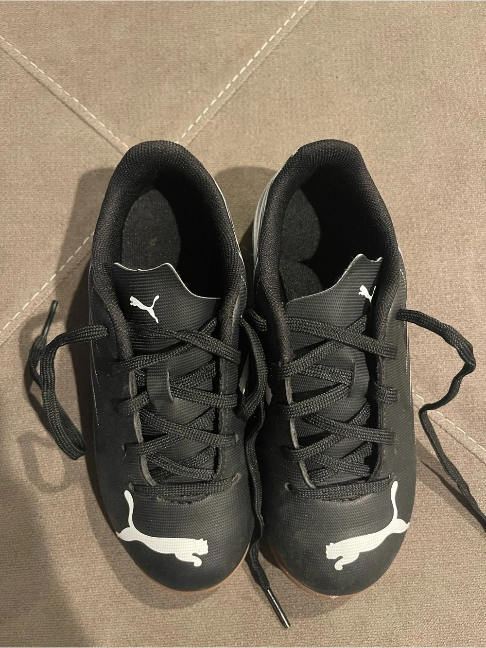 Puma Kids Indoor Soccer Cleats/Sneakers